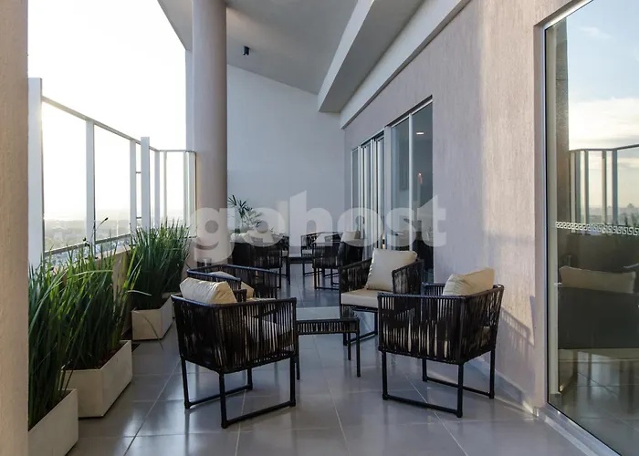 Comfortable 1 Bedroom Apartment Near Sh Del Sol Asunción