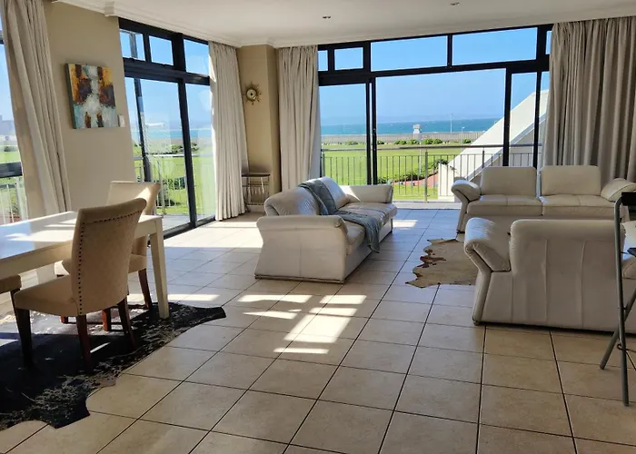 Accommodation Front - Regal 6 Sleeper Across The Ocean Durban