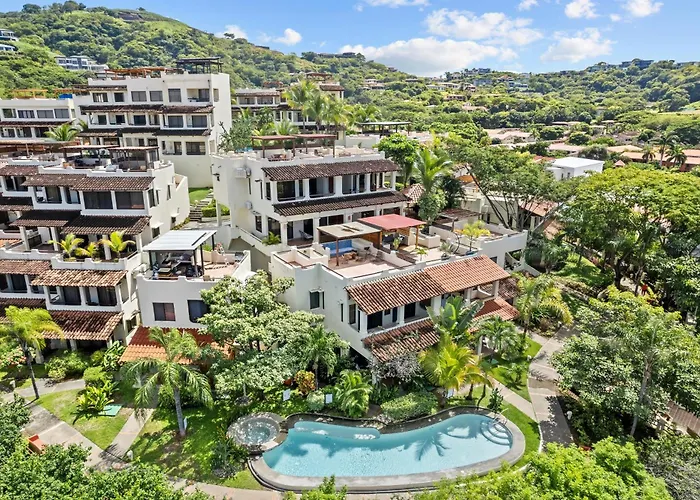 Tropical Gardens Suites And Apartments Coco