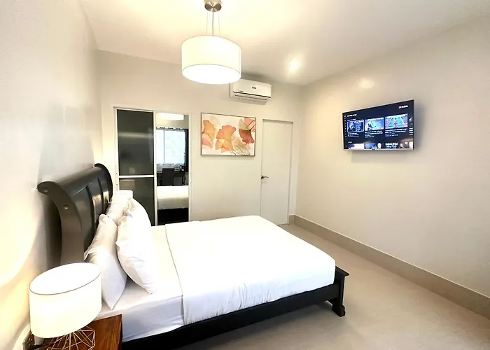 Harman Suites Moalboal