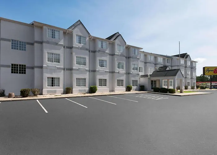Super 8 By Wyndham Harbison/Parkridge Hospital Hotel