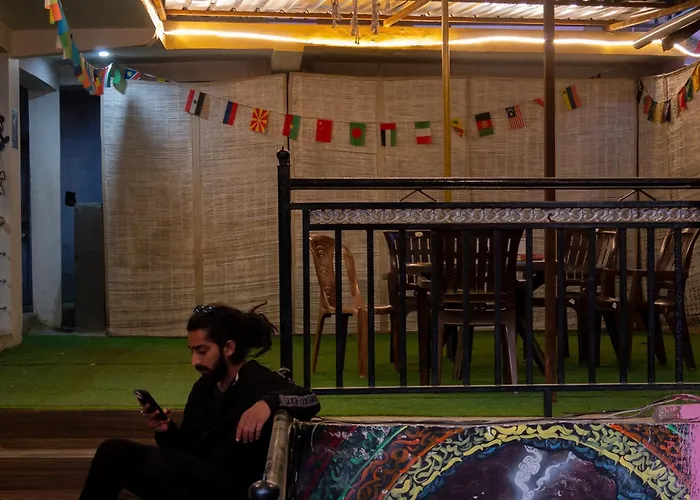 Wabi Sabi Riverside Hostel Kasol