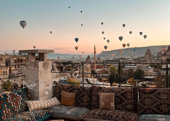 Caverna Hotel Premium Caves Göreme