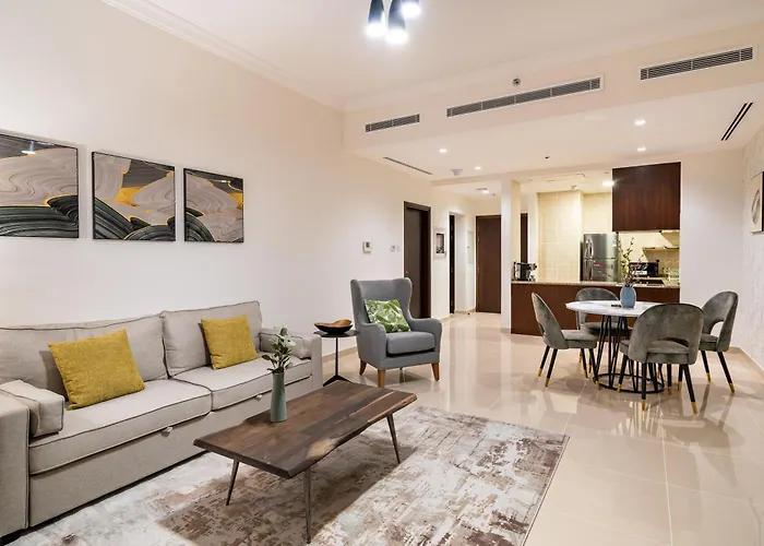 Simply Comfort Vacation Homes Rental Amazing Beachfront Apartments Near Atlantis Waterpark Palm Jumeirah Dubai