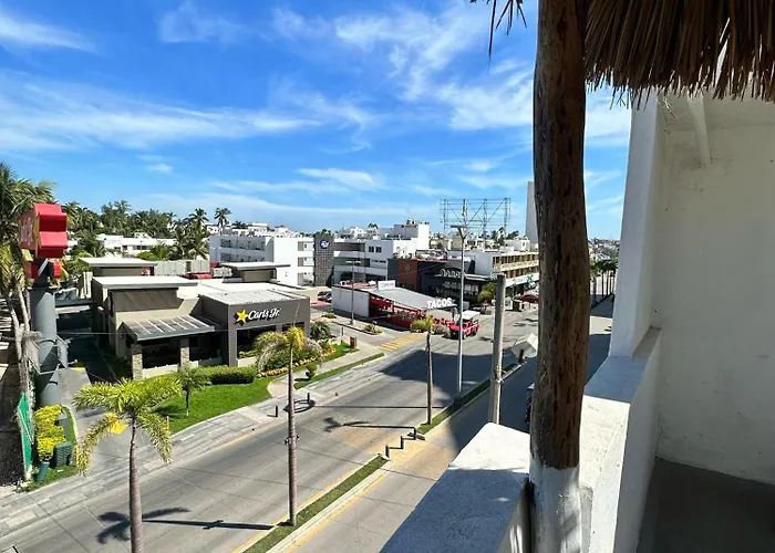 Creta Hotel & Suites Mazatlan