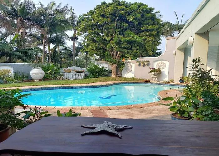 Villa Roc Guesthouse - Pet Friendly Ballito