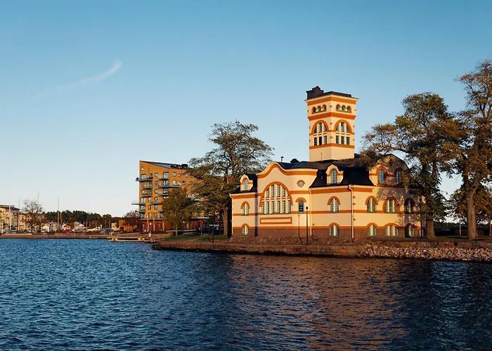 Slottsholmen Hotell Och Restaurang Västervik