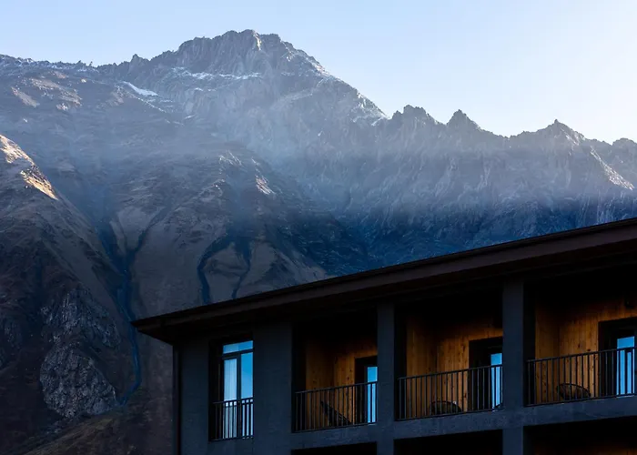 Intourist Kazbegi Hotel