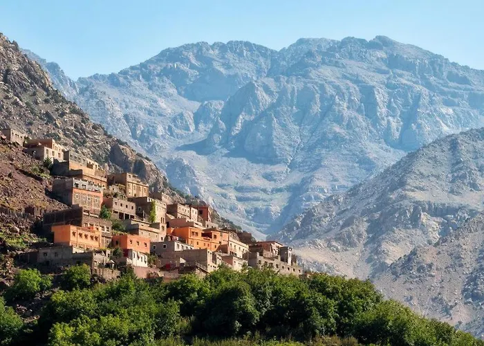 Amazigh Family Riad Imlil 