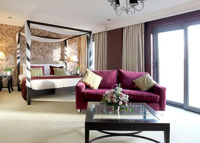 The Parkview Hotel Newtownmountkennedy