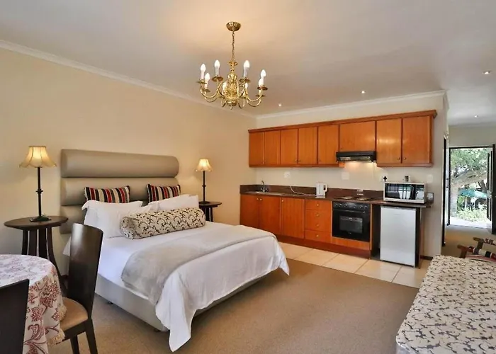 Milkwood Lodge Hermanus