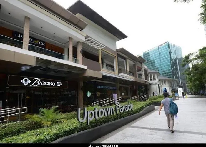 Luxestaysmnl Coastal Chic Netflx 380Mbps Pool Bgc Manila