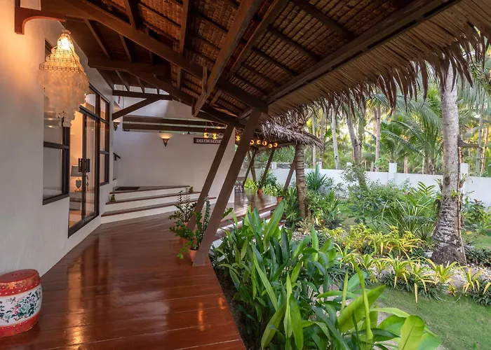Casa Bianca Siargao Hotel General Luna 