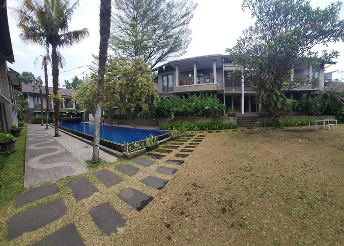 Summer Hills Hotel & Villas Bandung