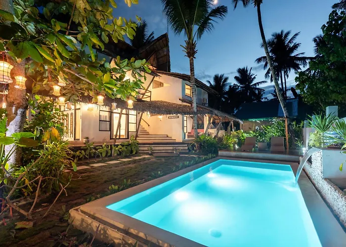 Casa Bianca Siargao Hotel General Luna 