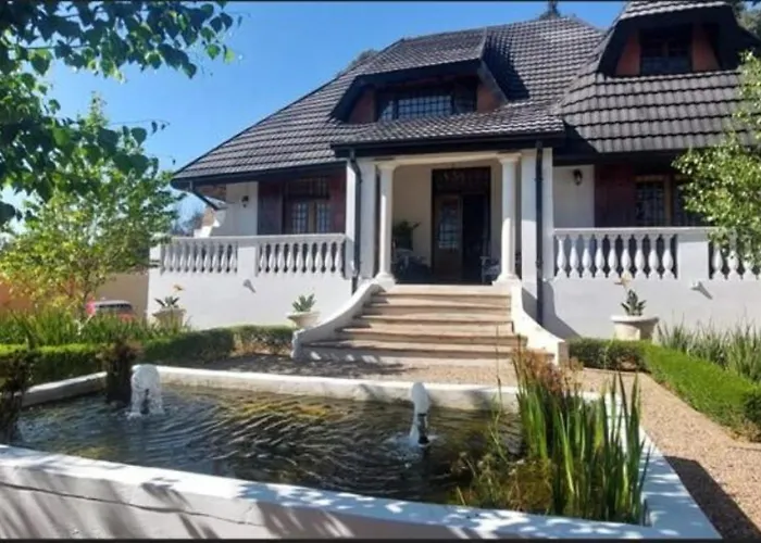 The Dauphin House Bed & Breakfast Johannesburg