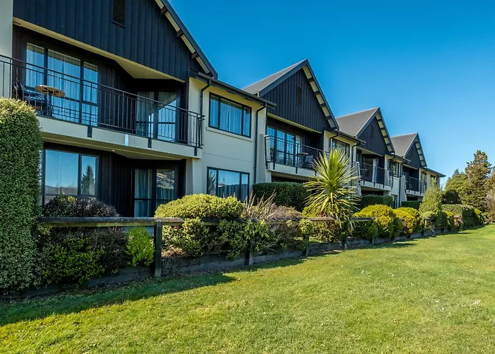Village Lake Luxury Apartments Hanmer Springs
