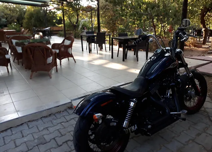 Lapida Garden Bed & Breakfast Lapithos 