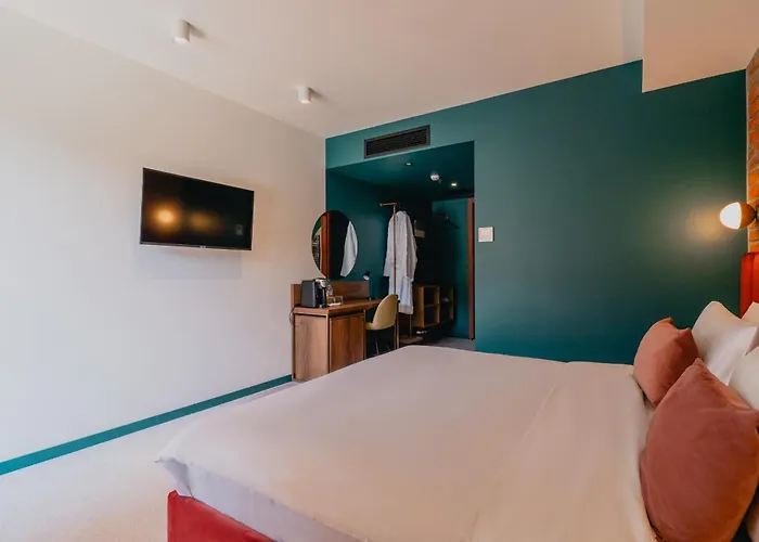 About Sololaki Hotel Tbilisi
