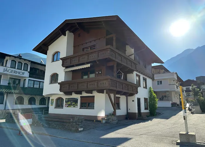 Appartment Zum Stoaner Mayrhofen