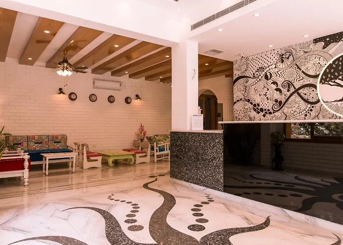 Hotel Buddha Castle Varanasi