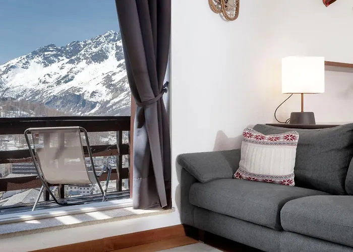 Hellochalet - Ski To Door Apartment With Big Terrace Overlooking Skiruns Breuil-Cervinia