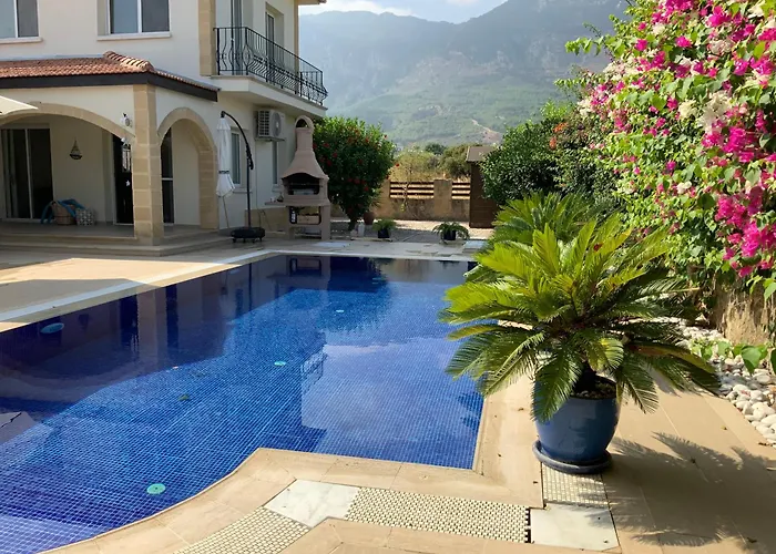 Casa Santos Kyrenia Villa Kyrenia 