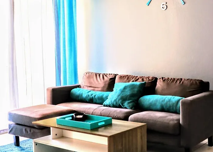 Crystoural Apartment Liguanea Sovereign Apt - 2 Bedrooms, 3 Beds, Host 4 Guest- Kingston!