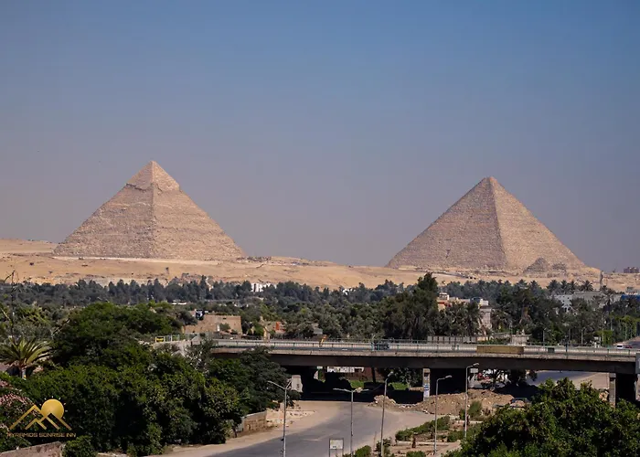 Pyramids Sunrise Inn Kafret el-Gabal