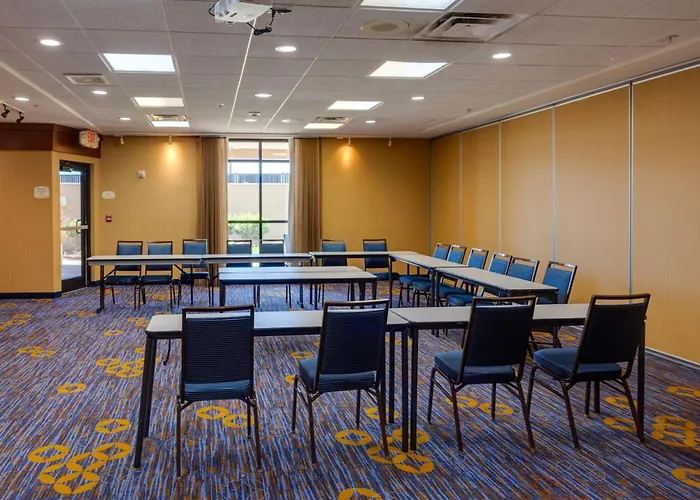 Courtyard By Marriott Oklahoma City North/Quail Springs The Village