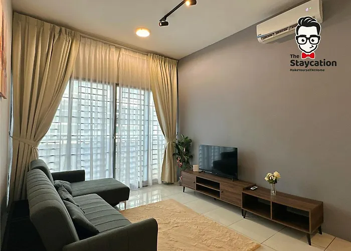 Staycation Homestay 12 Liberty Grove Near Airport Kuching