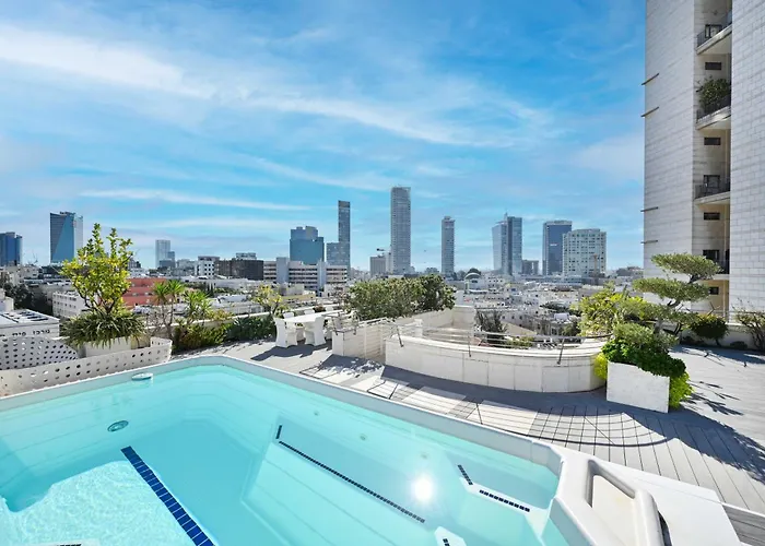The Lounge Pool By Holyguest Apartment Tel Aviv