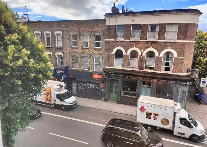 Homely Accommodation, Archway In Islington Near Camden Town London