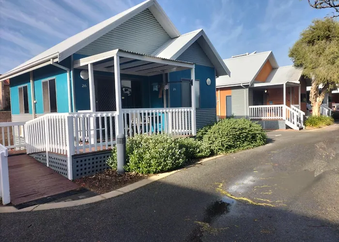 Mandurah Ocean Marina Chalets