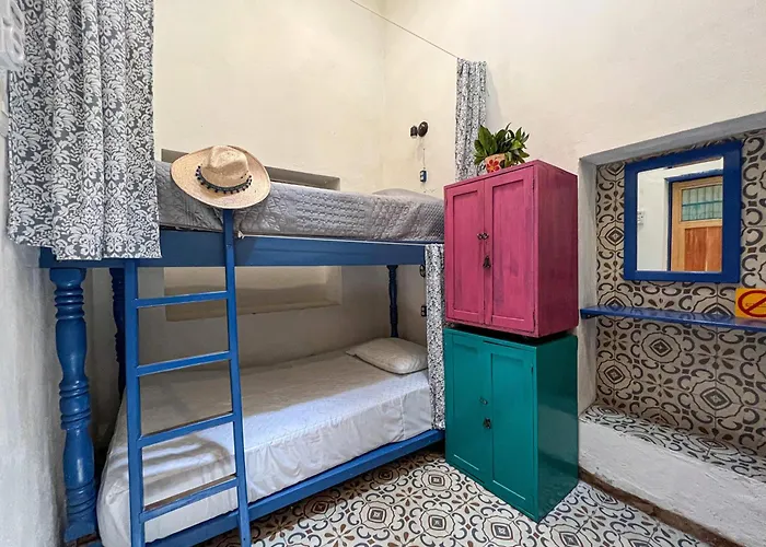 Hostel Candelaria Valladolid 