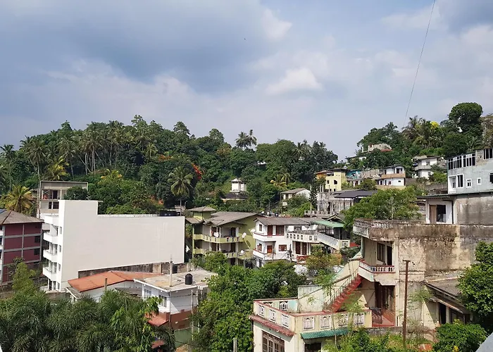 Galaxy City Hotel Kandy