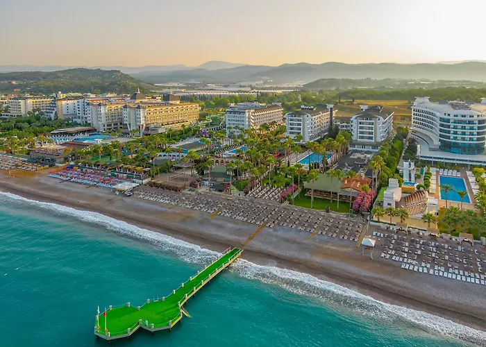 Meryan Hotel Okurcalar