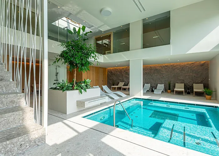 Reed Boutique Hotel & Bistro Siofok