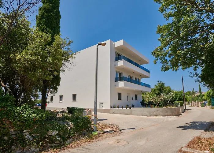 Apartments Endji Cilipi