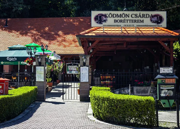 Hotel Koedmoen Eger