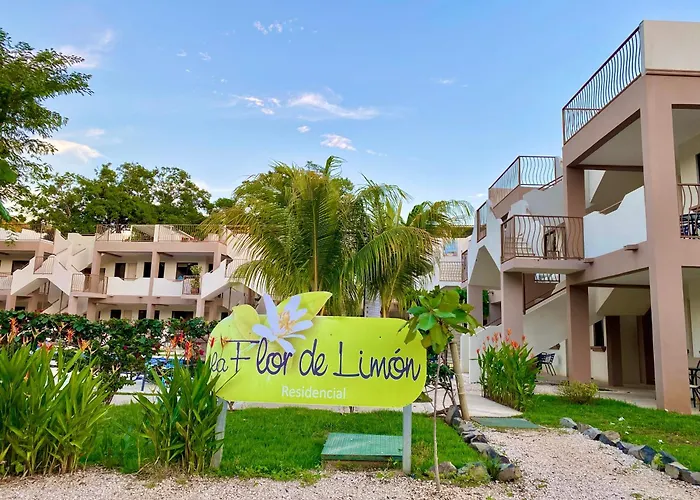 Pacific Sunset Ground Unit Condo Across The Beach Coco