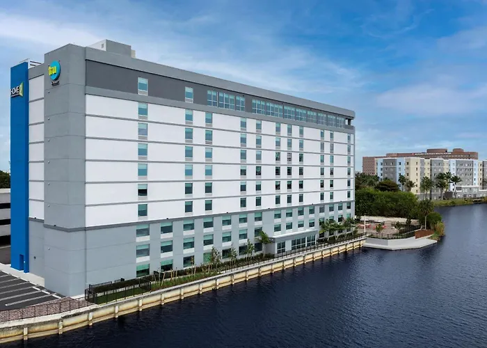 Home2 Suites By Hilton Miami Airport South Blue Lagoon Miami Springs
