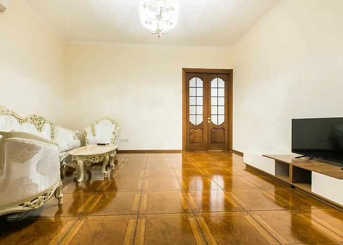 Sweet Home Vip 10 At Freedom Square Tbilisi
