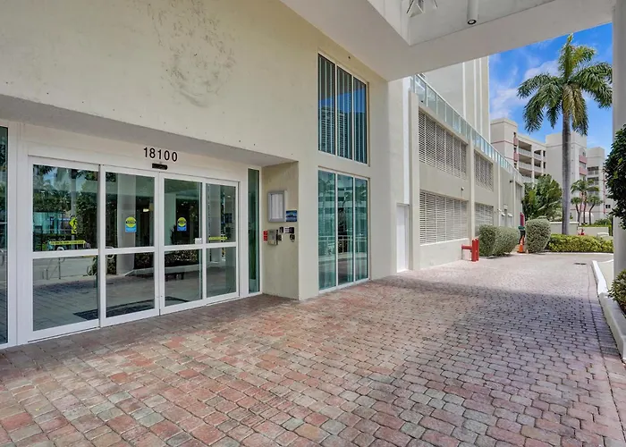 Marina Bay Sunny Isles 1005 Apartment Miami Beach