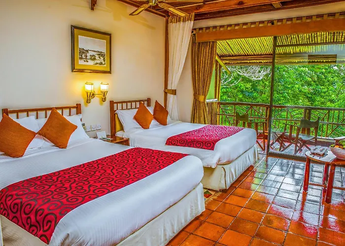 Paraa Safari Lodge
