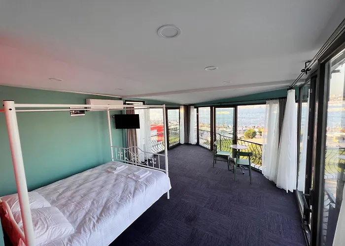 Suit Ueskuedar Istanbul