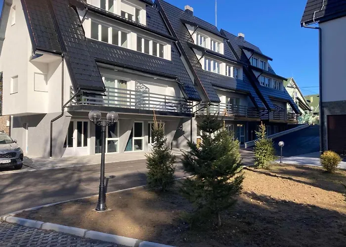 Aja Apartman Family Lux Divcibare
