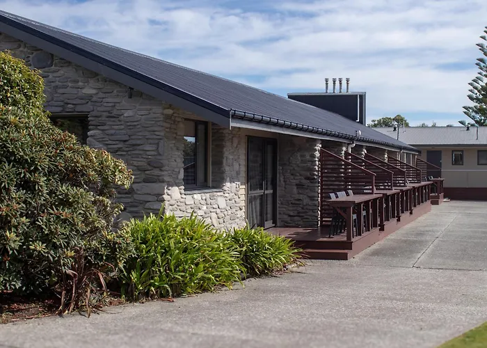 Paroa Hotel Greymouth