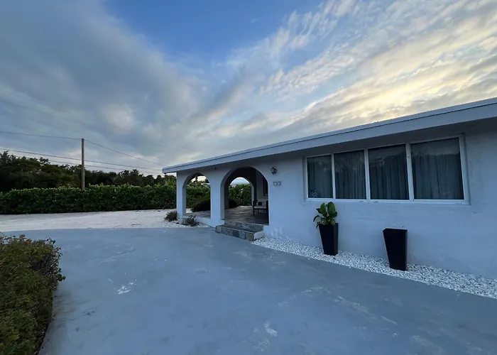 Home On The Water In Marathon, Fl