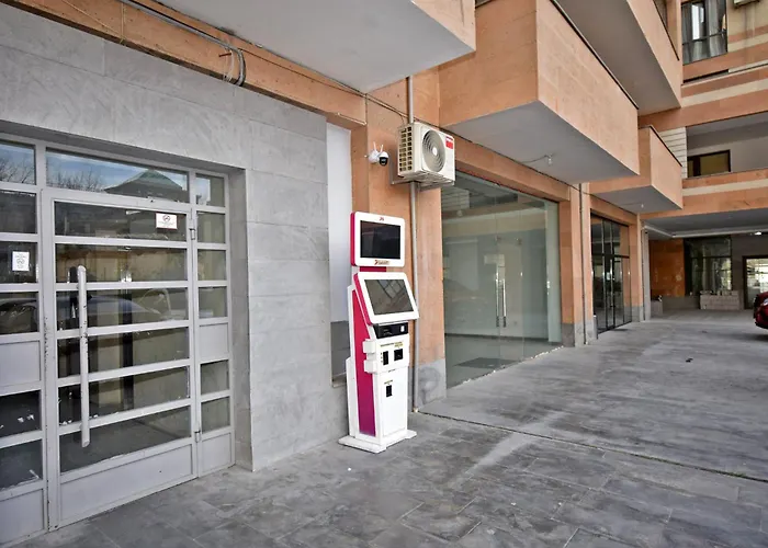Modern 2 Bedrooms Apartment In The Heart Of Yerevan, Aram Street